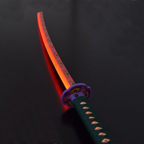 KATANA KOKUSHIBOU DE TSUGIKUNI MICHIKATSU, HOJA DE ACERO Y LUZ LED,  DEMON SLAYER (copia) - Imagen 3